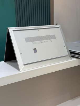 HP EliteBook 830 G8 * 11e Gen image 3