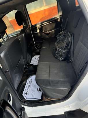 Renault duster image 4