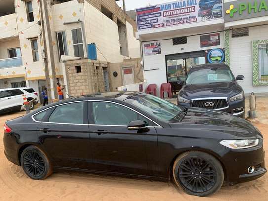 Ford Fusion image 2