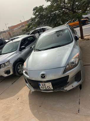 MAZDA 3 2013 image 3