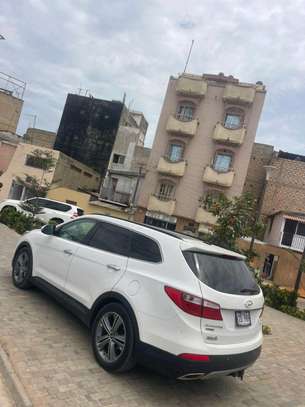 Hyundai santafe 2016 image 4
