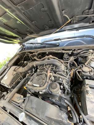 Toyota FORTUNER image 6