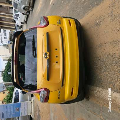 Nisane juke 2016 manuel ecance 4 clinder 1.6L grand écran image 3
