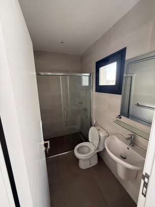 Appartement à louer à Mermoz image 8