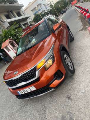 Kia Seltos 2021 boîte automatique Essence image 10