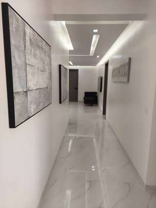 Almadies –  F5 de 300 m² – un appartement par palier image 10