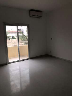 APPARTEMENT A LOUER AUX ALMADIES image 12