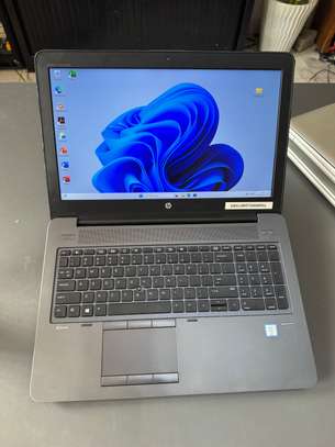 Hp zbook i7 / 16gb ram / 4gb dédiée Nvidia image 4
