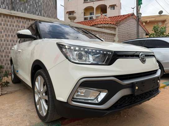 Ssangyong TIVOLI 2016 image 6