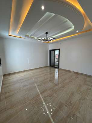 Superbe Studio à louer à la zone de captage image 7