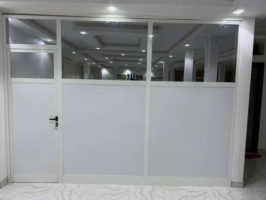 CLOISONS DE BUREAU EN ALUMINIUM image 2