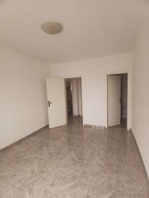 Appartement à vendre Sipres 4 ouest foire image 3