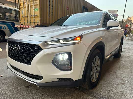 Hyundai santafè 2019 image 3