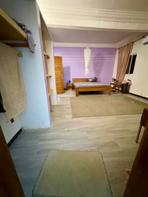 Villa meublée f6 image 12