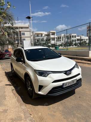Toyota Rav 4 2017 image 10