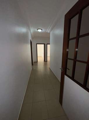 Appartement F4 à  louer au Point E image 12