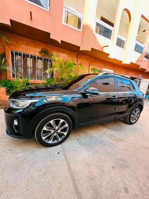 Kia stonic Année 2019 image 3