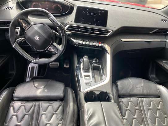 Peugeot 3008 2018 image 10