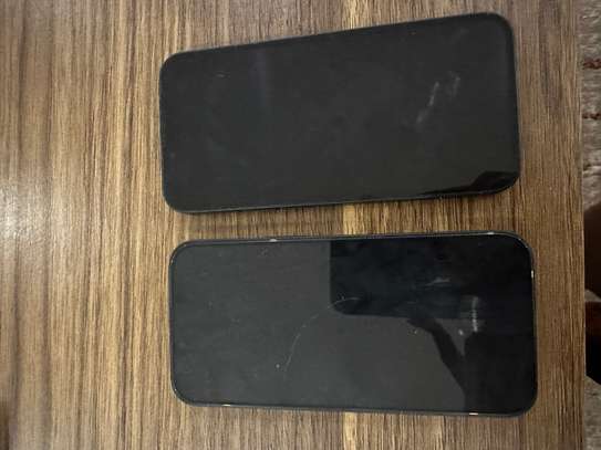 iPhone 16 e image 3