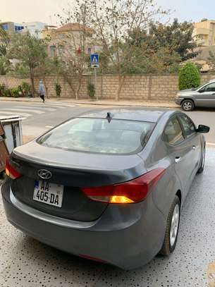 hyundai elantra a louer image 6