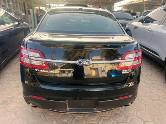 Ford Taurus  2016 image 4
