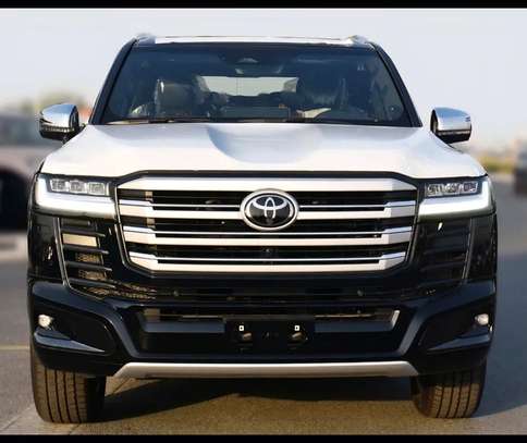 Toyota land cruiser VX image 1