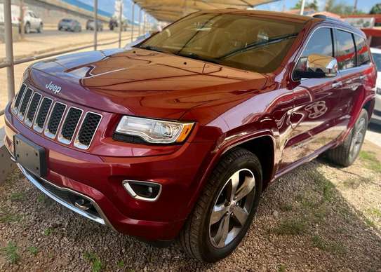 Jeep grand Cherokee image 9
