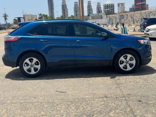 Ford edge  2021 image 2