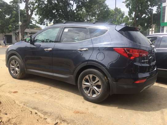 HYUNDAI SANTA FE image 2