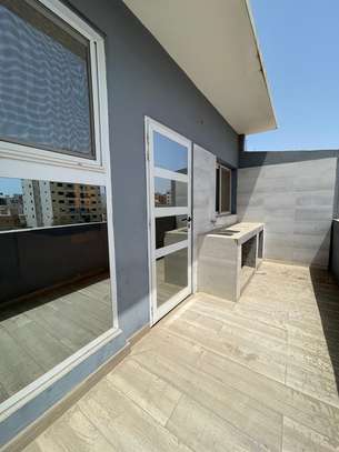 F4 à louer à sacré cœur 3 en duplex terasse privée image 4