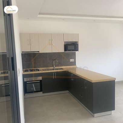Appartement F4 Haut Standing à Louer – Point E image 3
