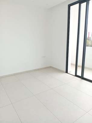 Appartement vue sur la Rte du King Fahd image 8