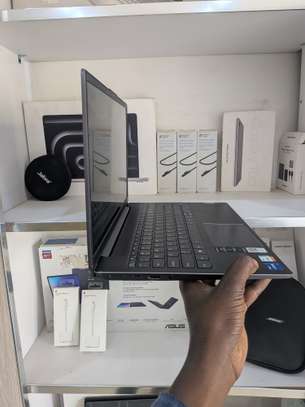 Lenovo Ideapad ) Si ) i7 ) 12e generation ) 8g de ram ) 512 image 1