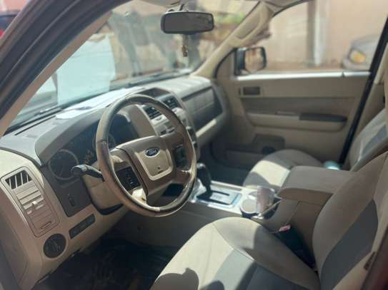 Location Ford Escape image 5