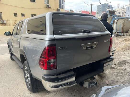 Toyota hilux  2019 image 3