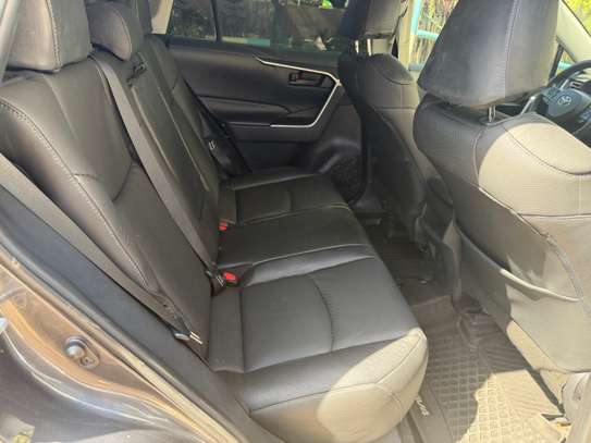 Toyota Rav4 2019 image 6