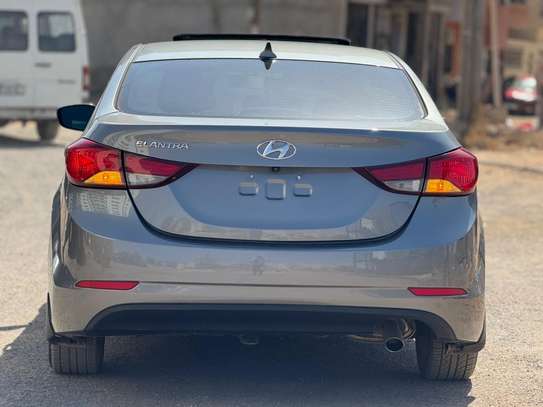 Hyundai Elantra 2016 venant image 5