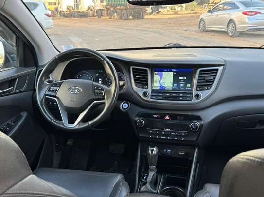 Hyundai Tucson Limited 1.6T 2016 image 12