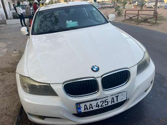 BMW 323i 2012 image 1