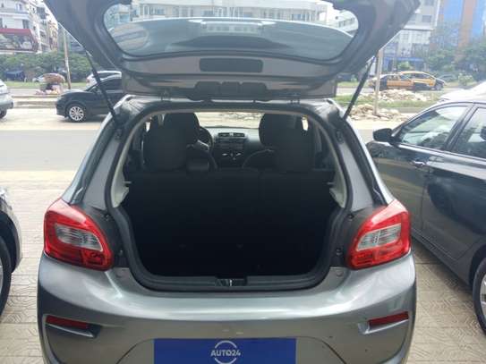 Mitsubishi Mirage 2017 à Vendre image 9