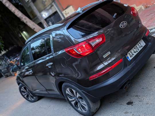 Kia Sportage full option image 11