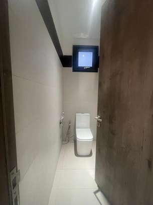 Plateaux commerciaux et bureaux à louer à Cité Keur Guorgui image 4