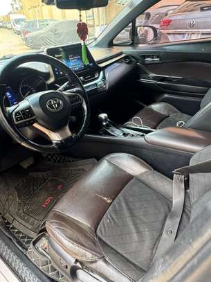 Toyota chr hybride 2017 image 3