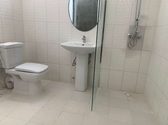 Villa r+1 à louer ngor Almadi image 10