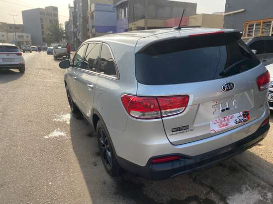 Je vends ma Kia Sorento image 2