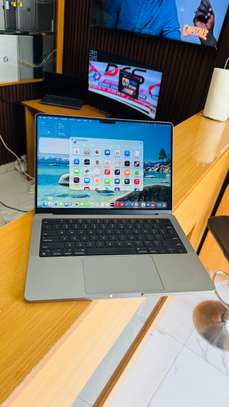 MacBook Pro M1 & M2 2023 - SSD 1To - Ram 16gb - 14’pouce image 2