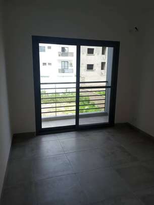 BEL APPARTEMENT F4 A LOUER A MERMOZ image 3