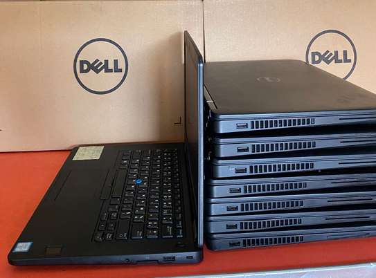 DELL 5470 .I7 6ème Gen.8Go.SSD 256 2GO GRAPHIQUE image 3