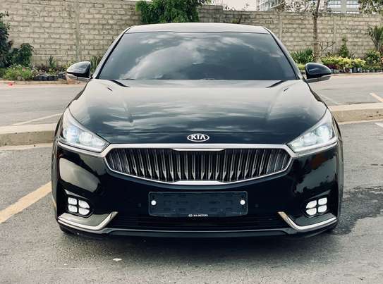 KIA K7 image 1