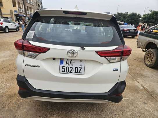 Toyota rush 2021 image 6